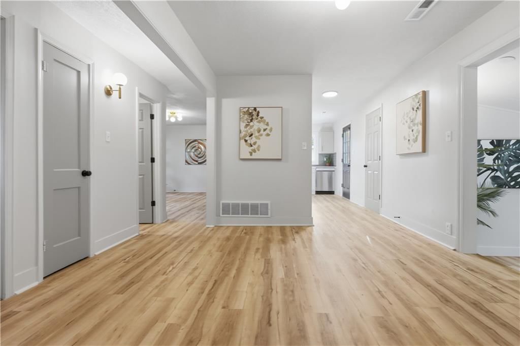 664 Doniphan Street — photo 45