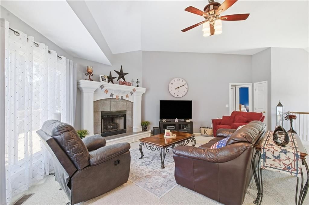 1301 NE Foxwood Drive — photo 7