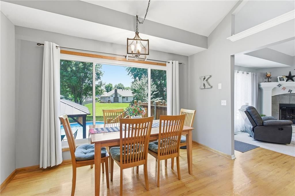 1301 NE Foxwood Drive — photo 10