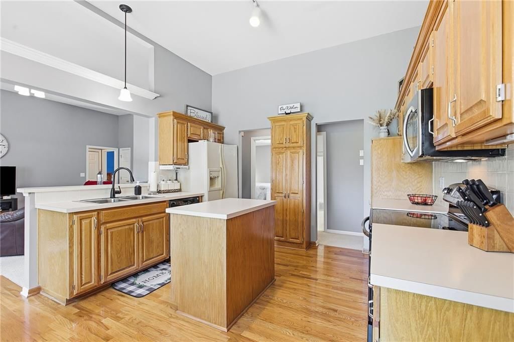 1301 NE Foxwood Drive — photo 11
