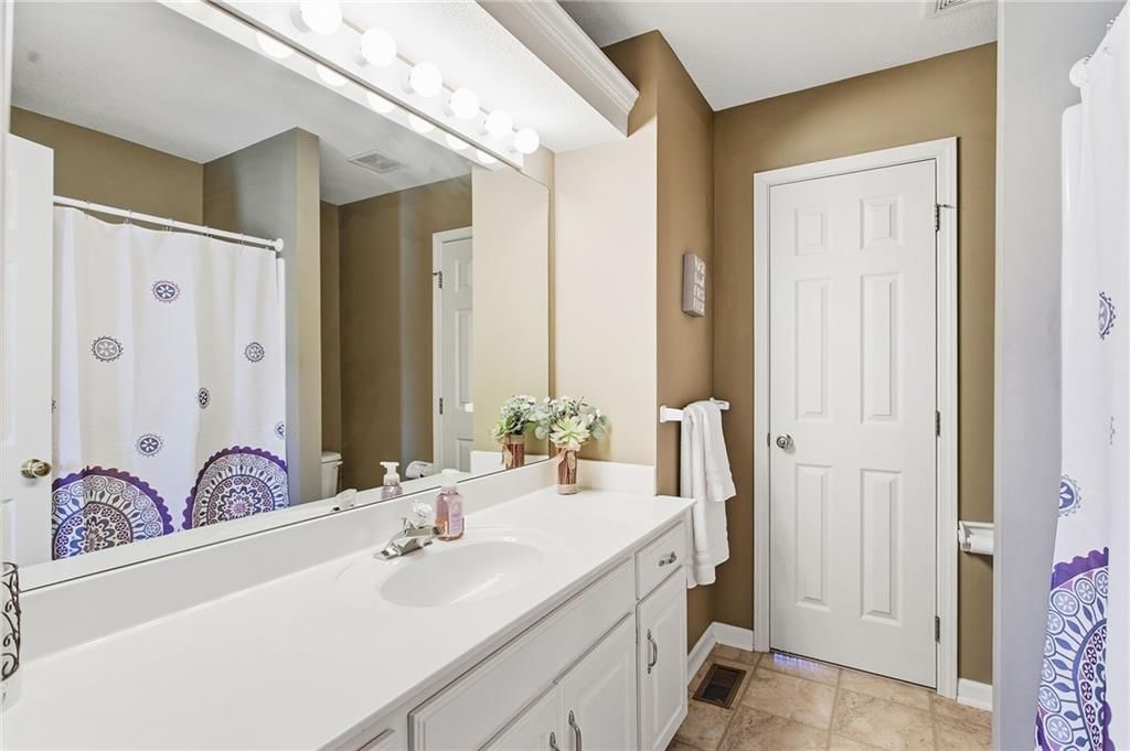 1301 NE Foxwood Drive — photo 28