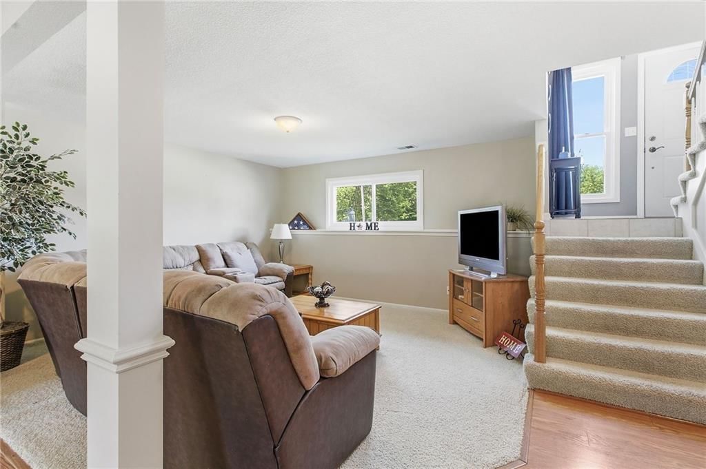 1301 NE Foxwood Drive — photo 35