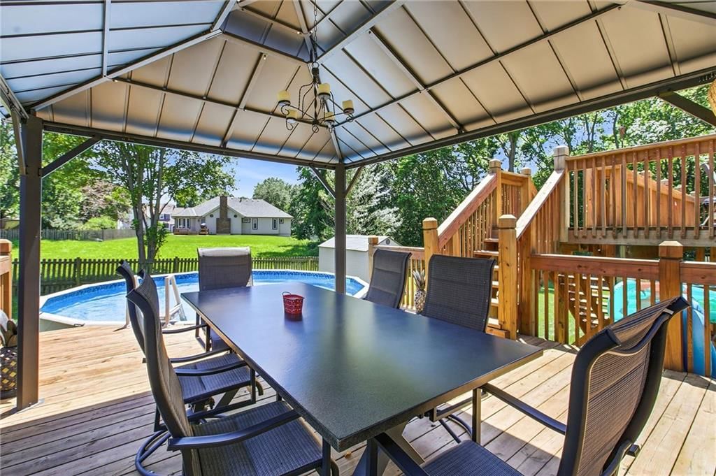 1301 NE Foxwood Drive — photo 49