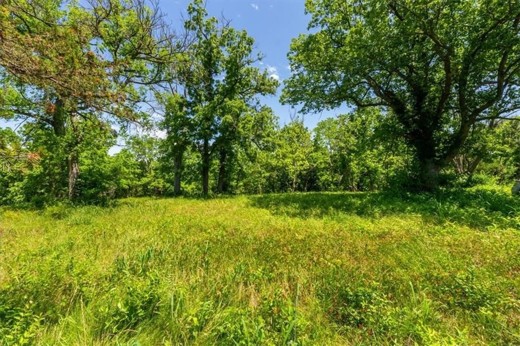 22112 E Eureka Road — photo 10