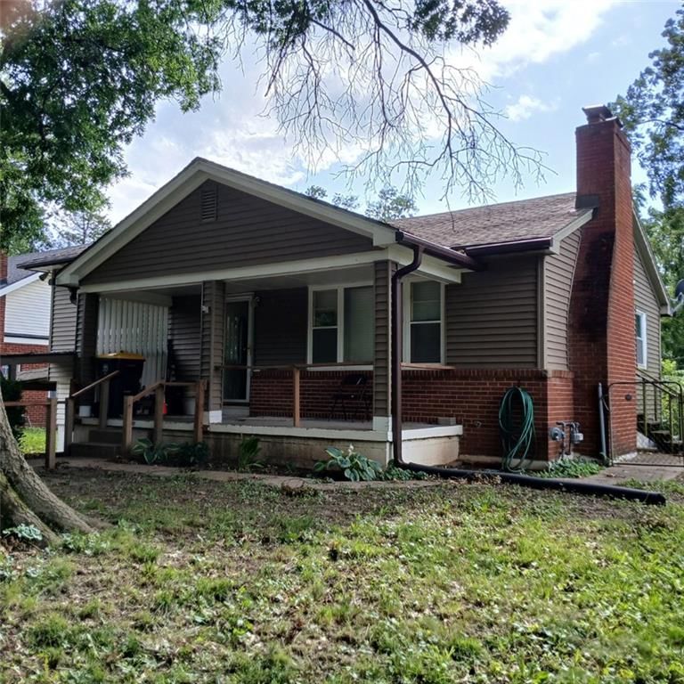 3322 N Garfield Avenue — photo 2