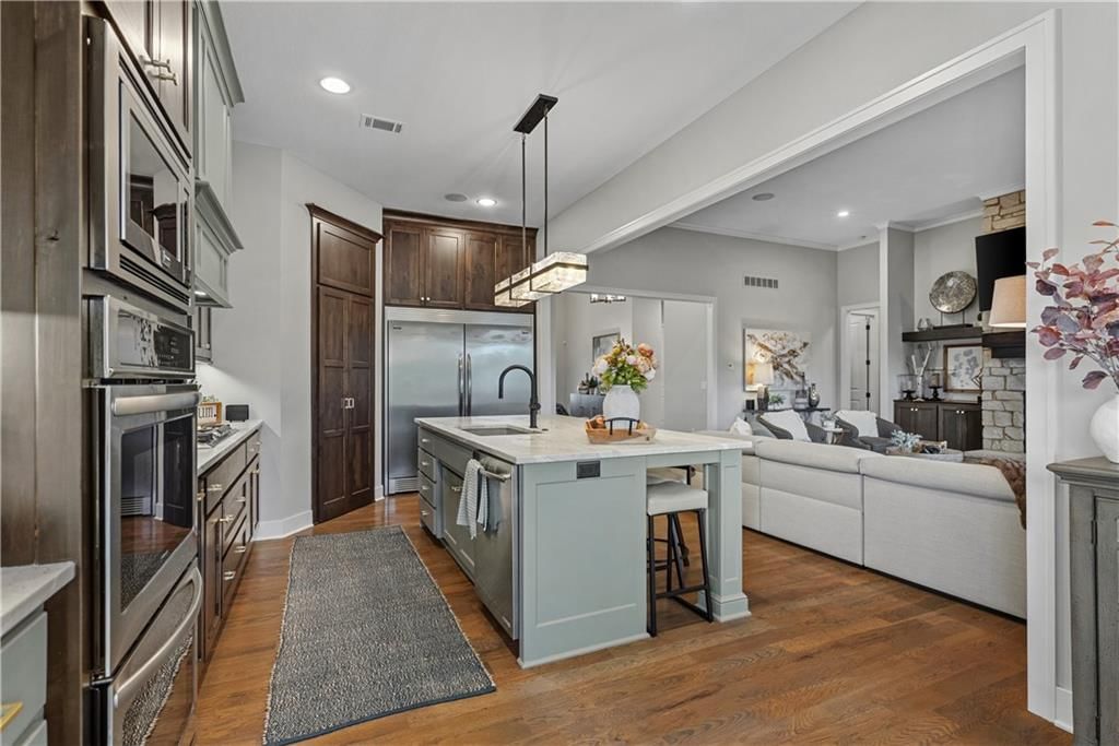 16105 Larsen Street — photo 13