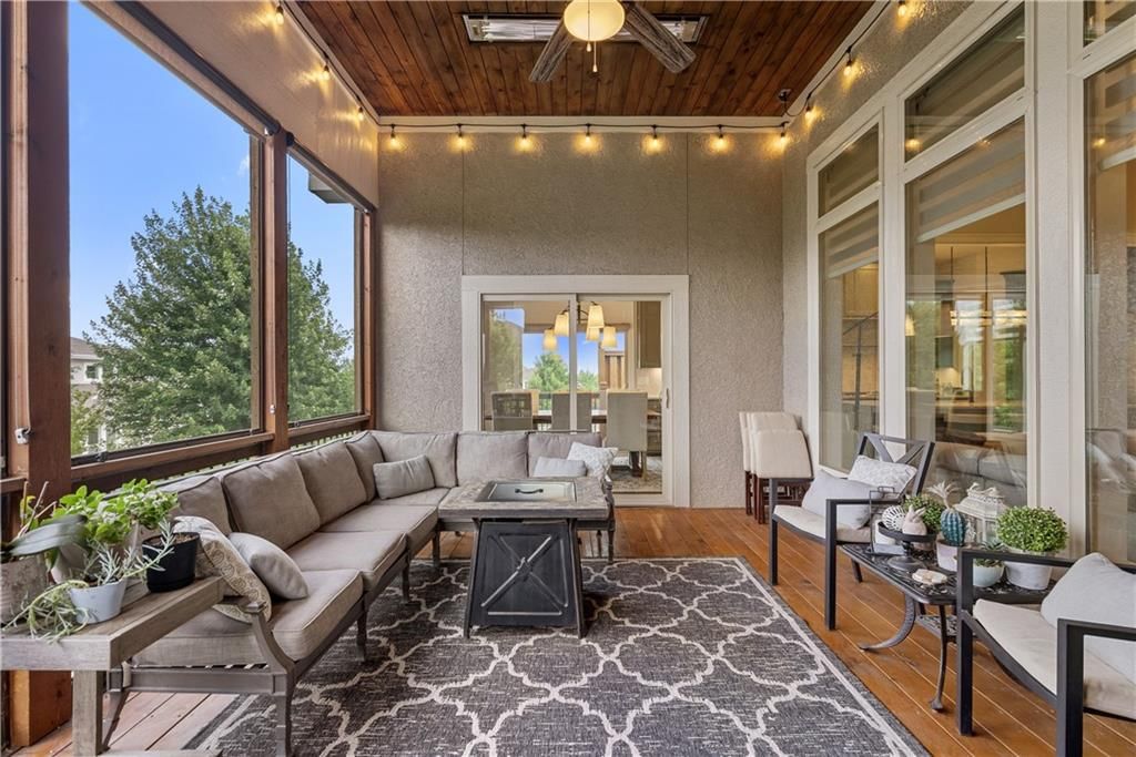 16105 Larsen Street — photo 18