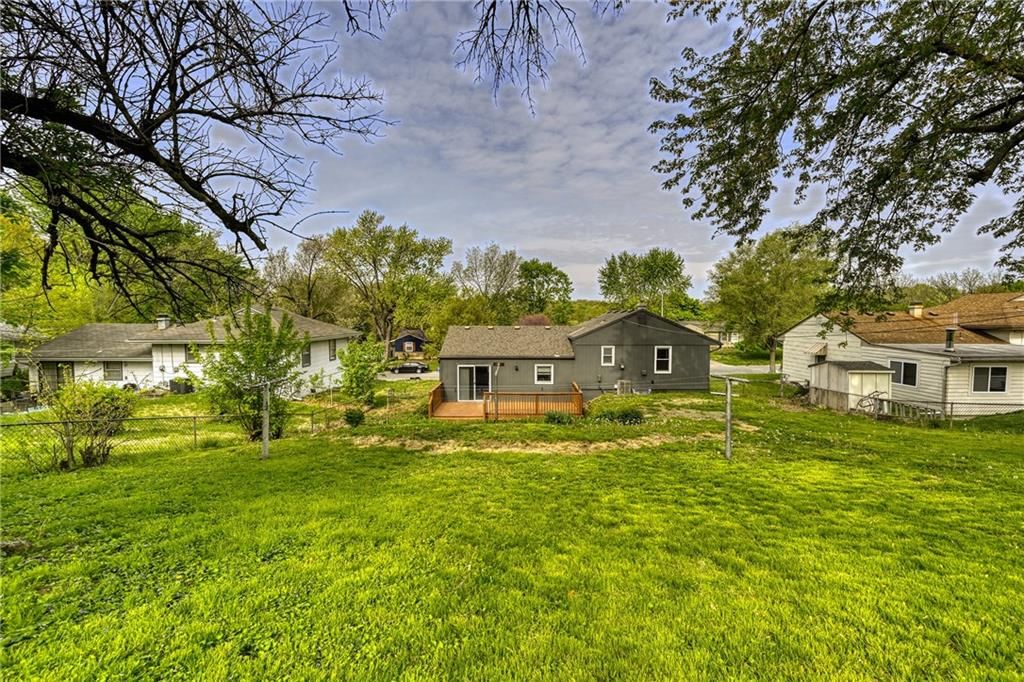3535 N CHELSEA Avenue — photo 11