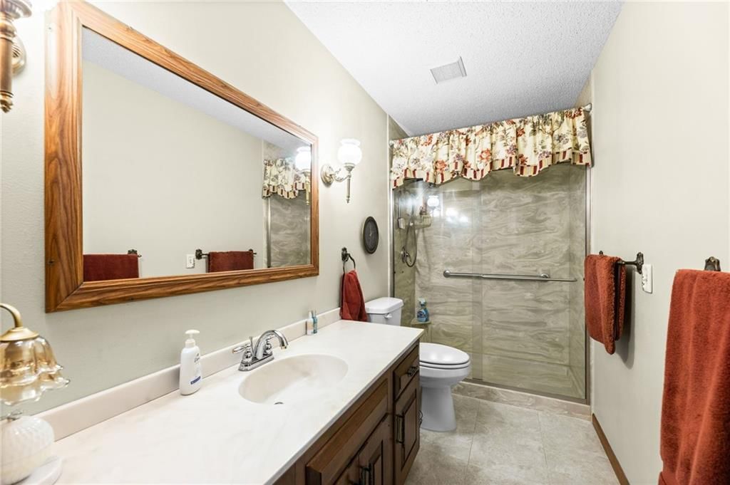 21 W Edwards Street — photo 22