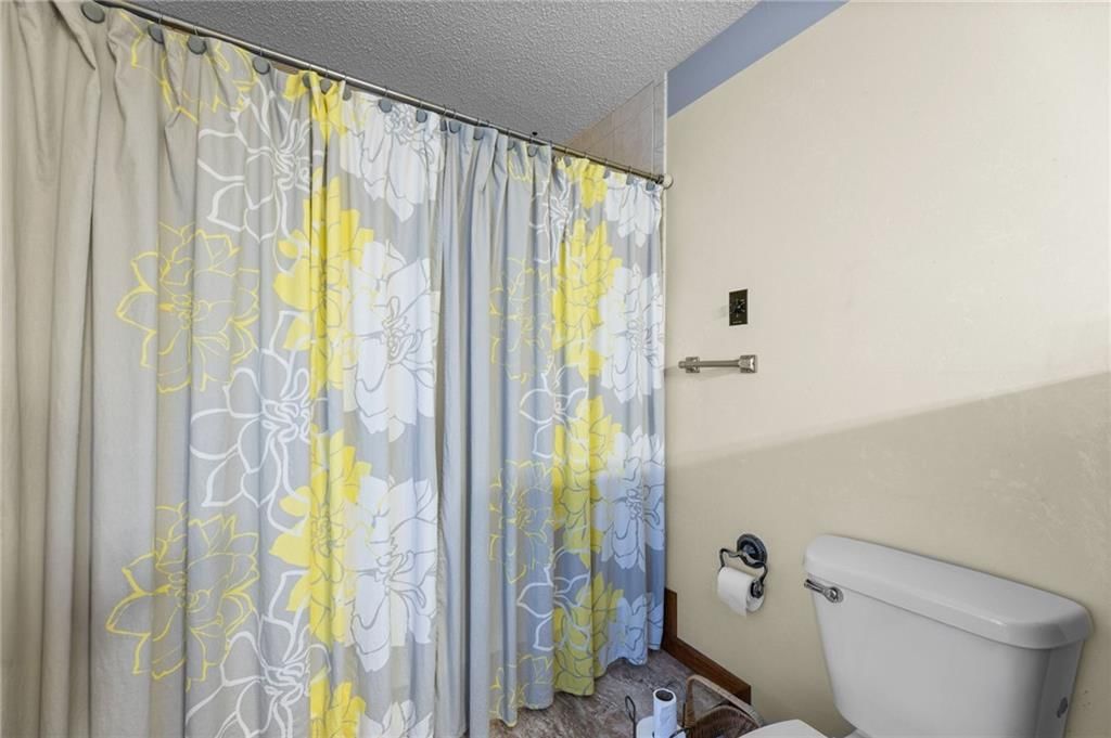21 W Edwards Street — photo 29