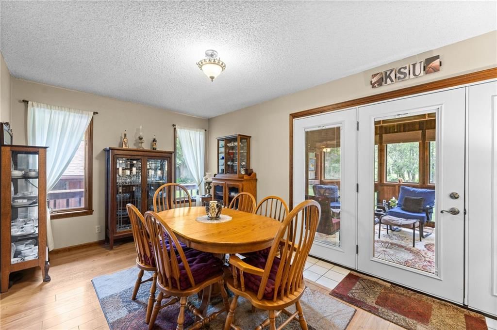21 W Edwards Street — photo 34