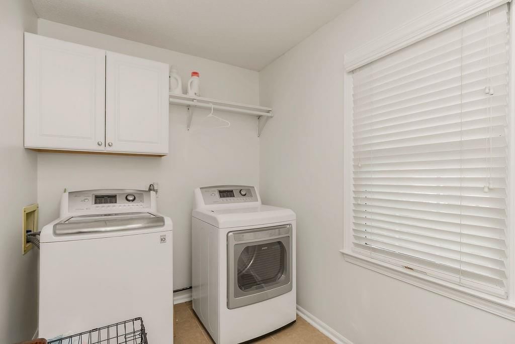 1801 NE Abbey Lane — photo 13