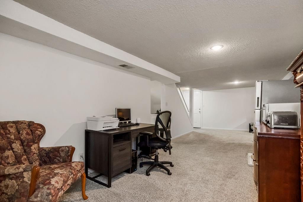 1801 NE Abbey Lane — photo 21