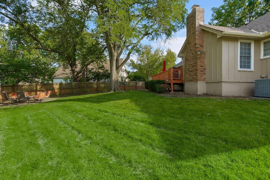 1801 NE Abbey Lane — photo 29