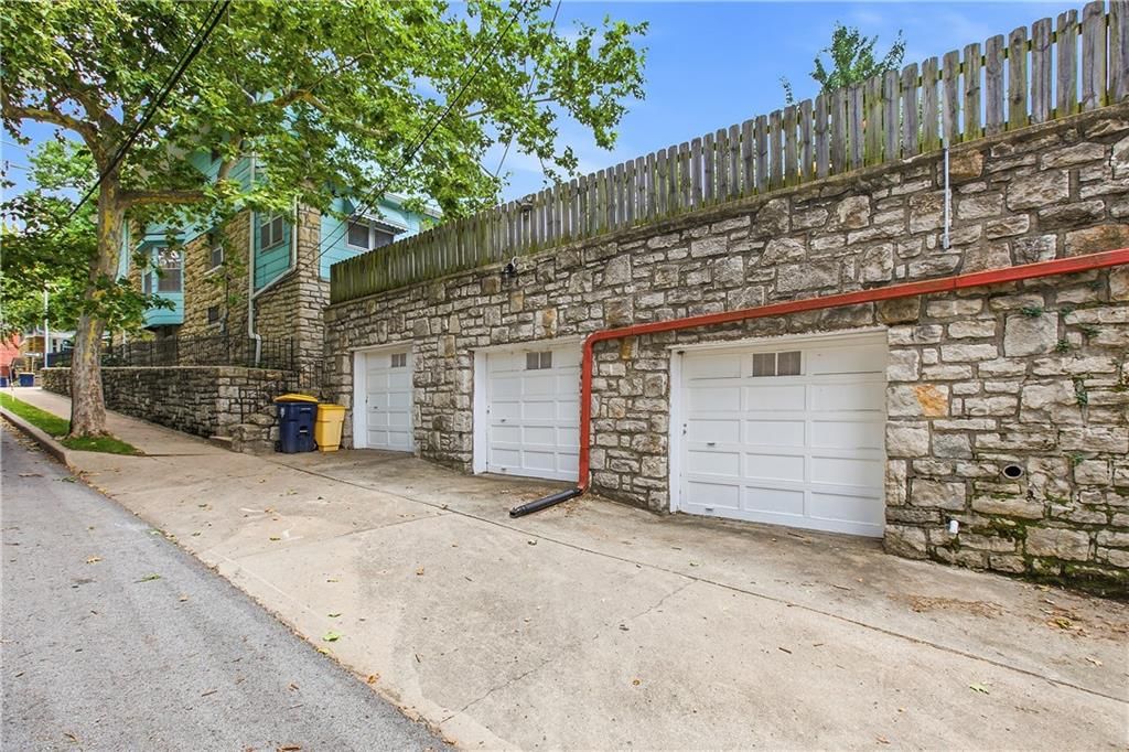 4000 Campbell Street — photo 24