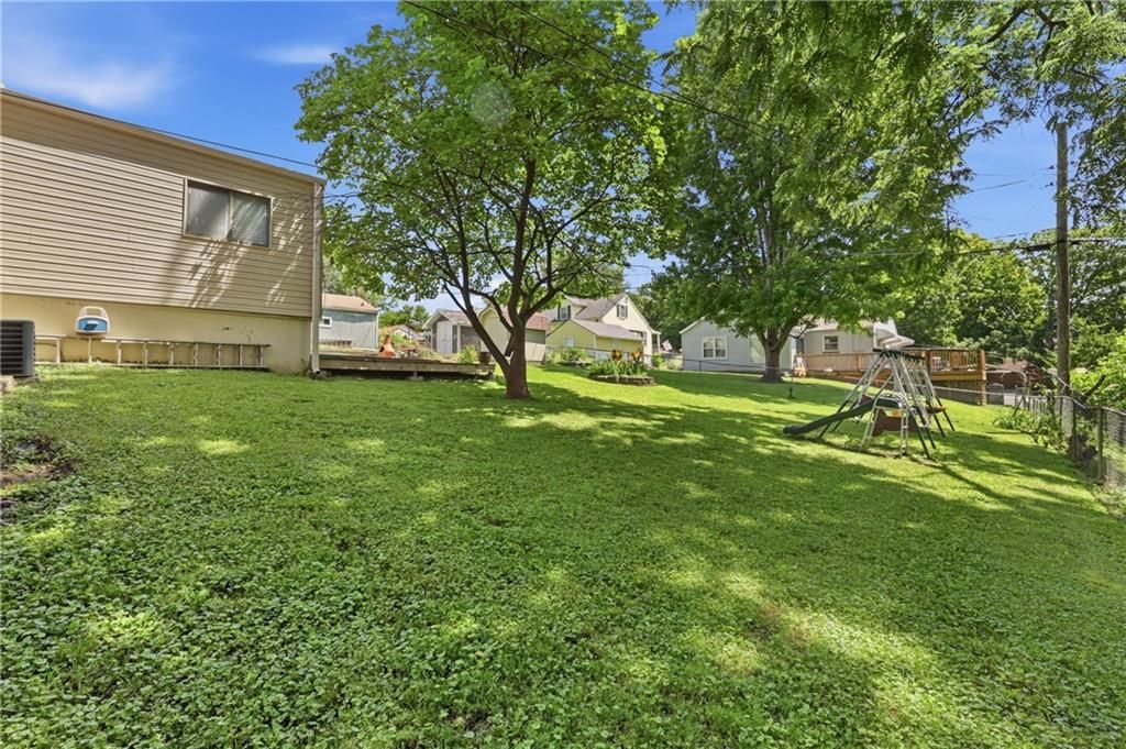 519 S Willow Avenue — photo 3