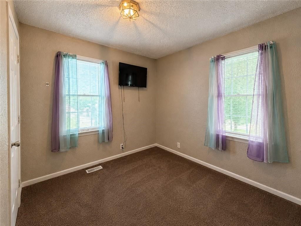 519 S Willow Avenue — photo 12
