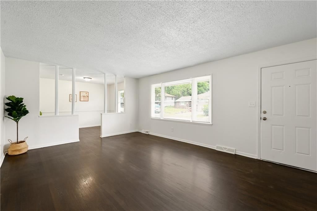 8600 Ford Avenue — photo 16