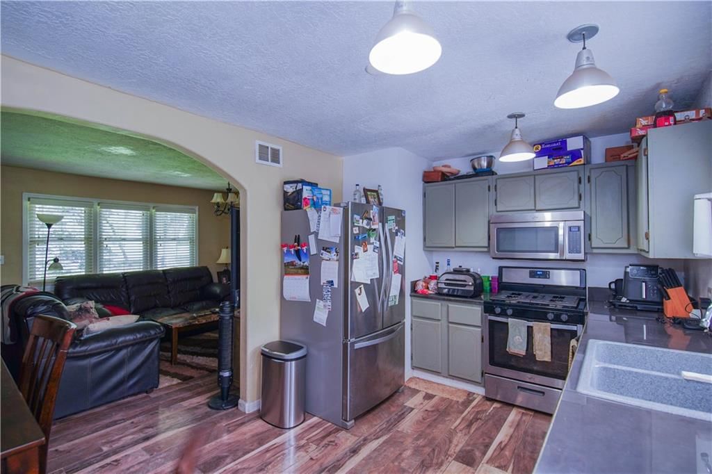 17413 MONTGALL Drive — photo 4