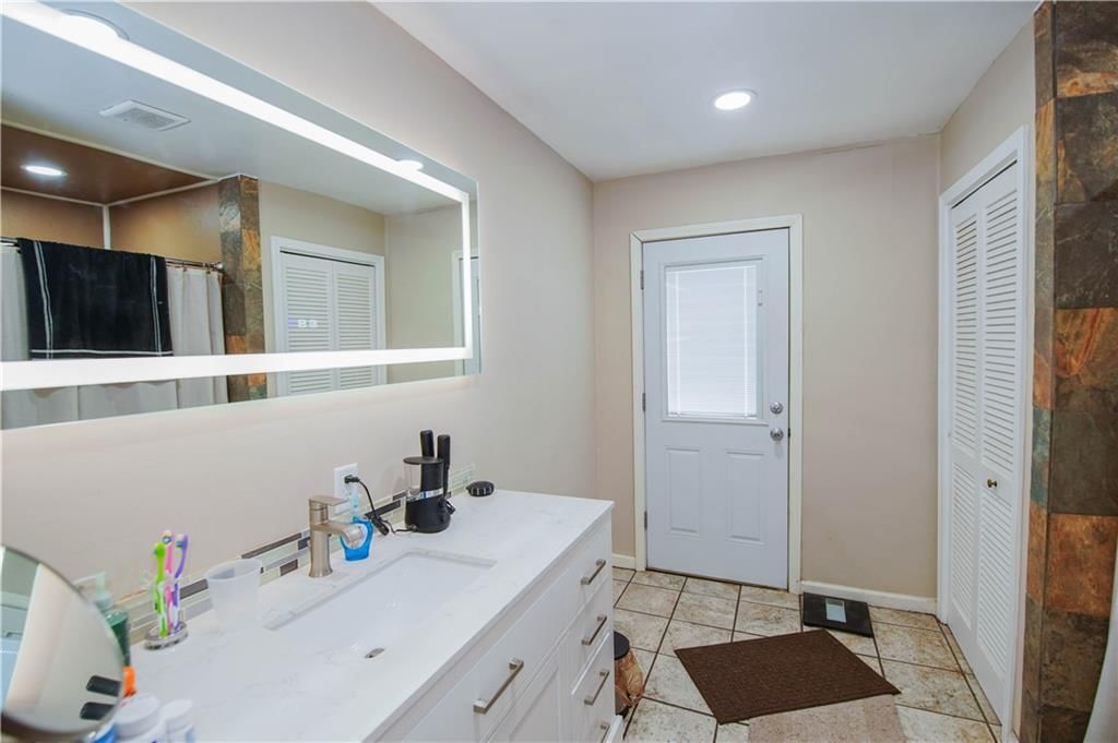 17413 MONTGALL Drive — photo 8