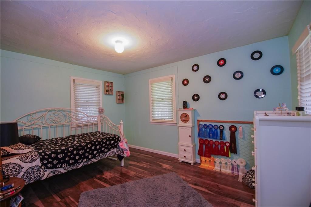 17413 MONTGALL Drive — photo 9