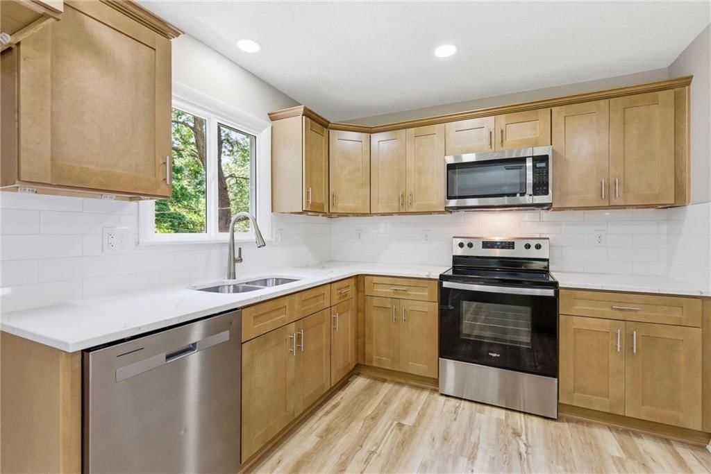 8021 Brookside Circle — photo 15