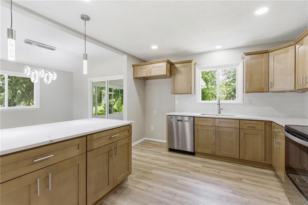 8021 Brookside Circle — photo 17