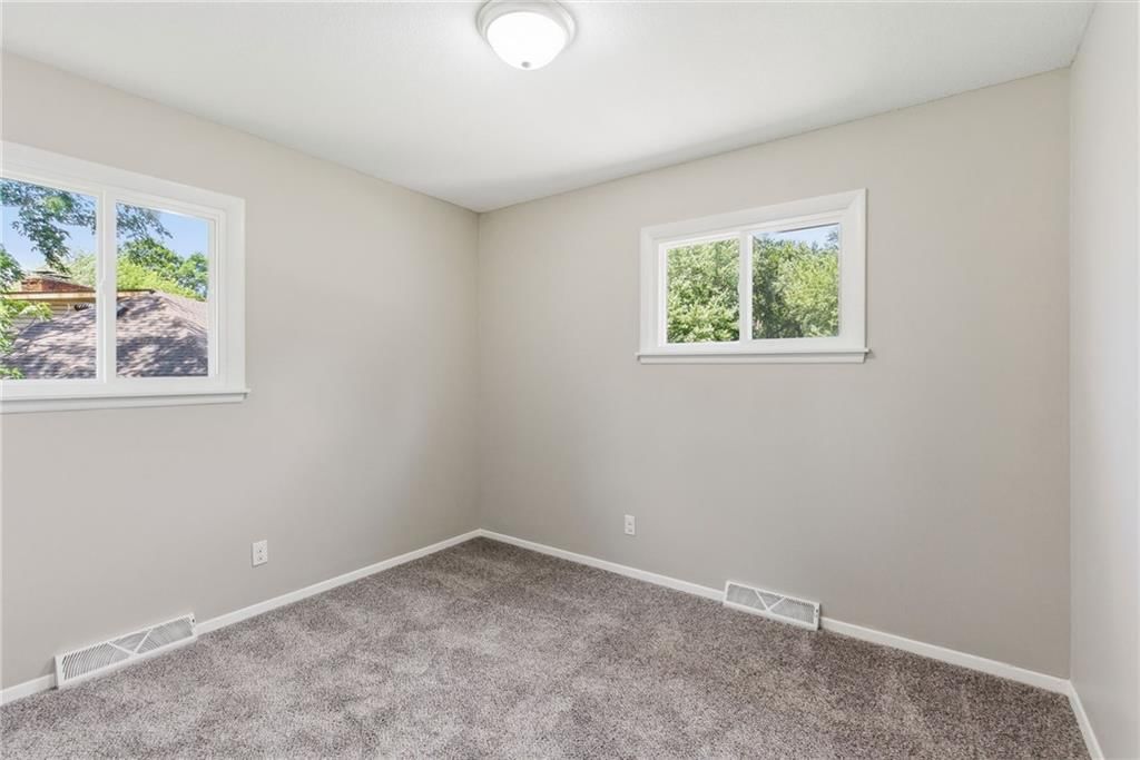 8021 Brookside Circle — photo 20
