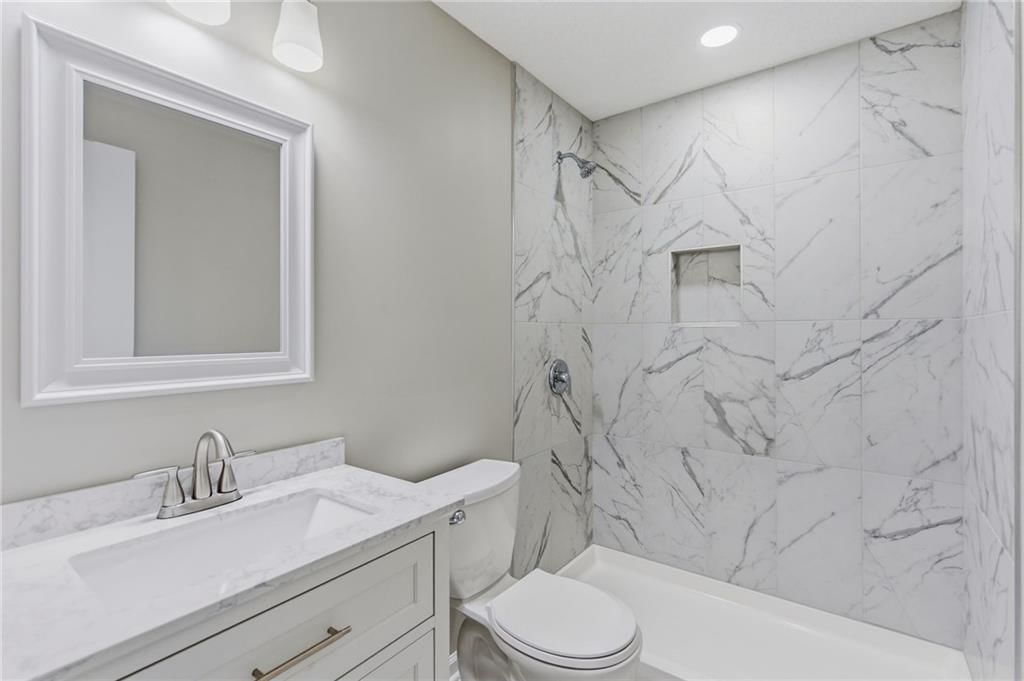 8021 Brookside Circle — photo 24
