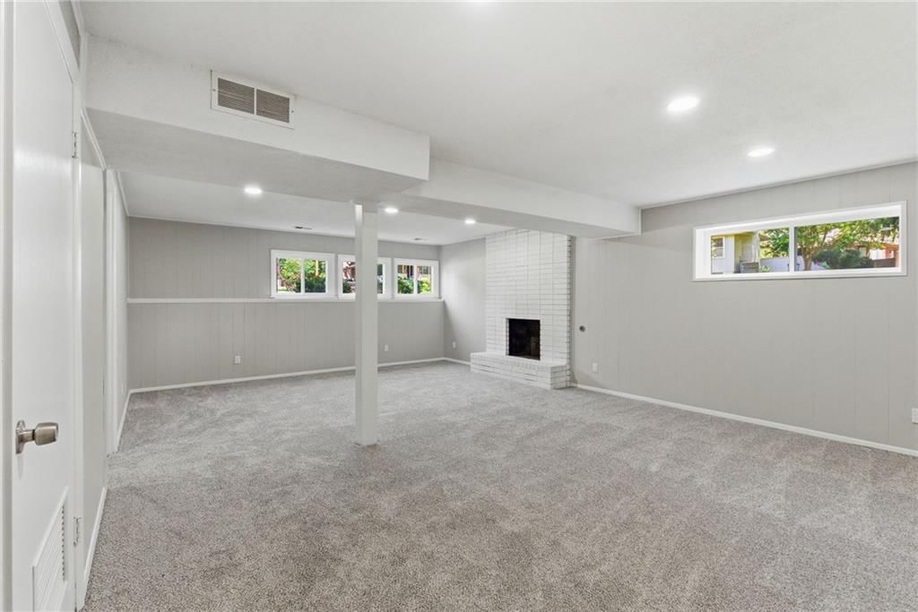 8021 Brookside Circle — photo 29