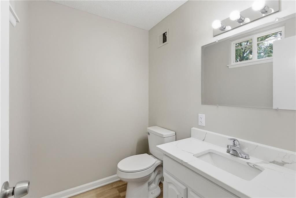 8021 Brookside Circle — photo 30
