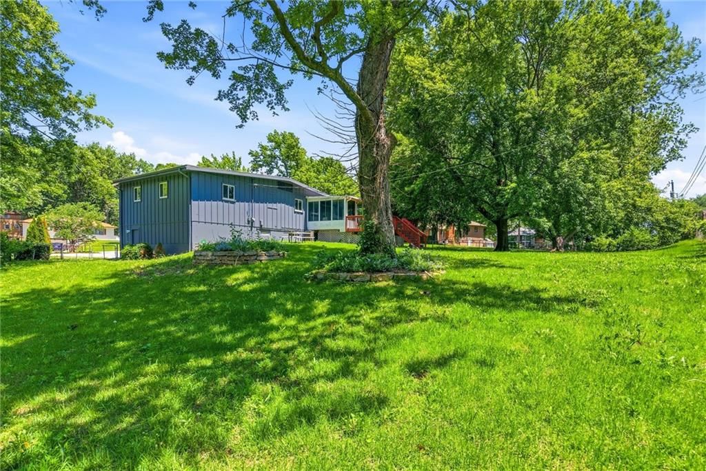 8021 Brookside Circle — photo 36