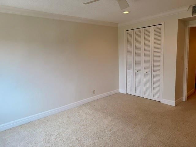 4545 Wornall Road — photo 11