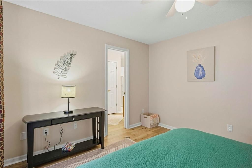 2405 NE 68th Street — photo 9