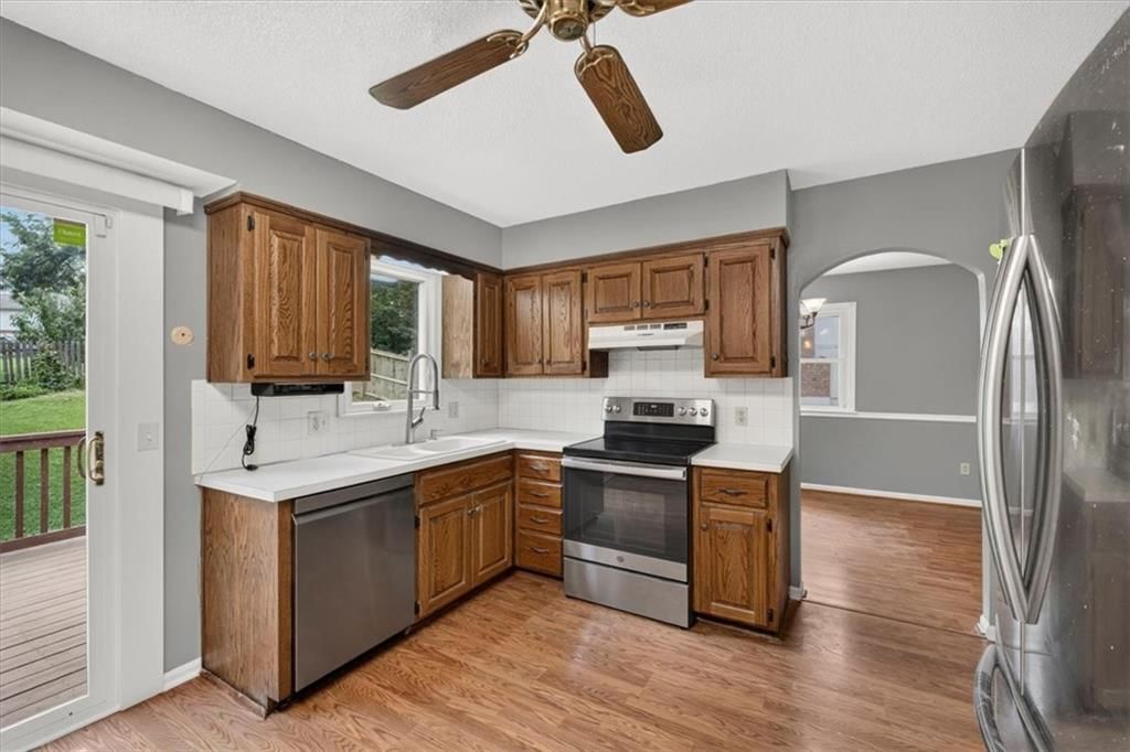 8107 Noland Road — photo 15