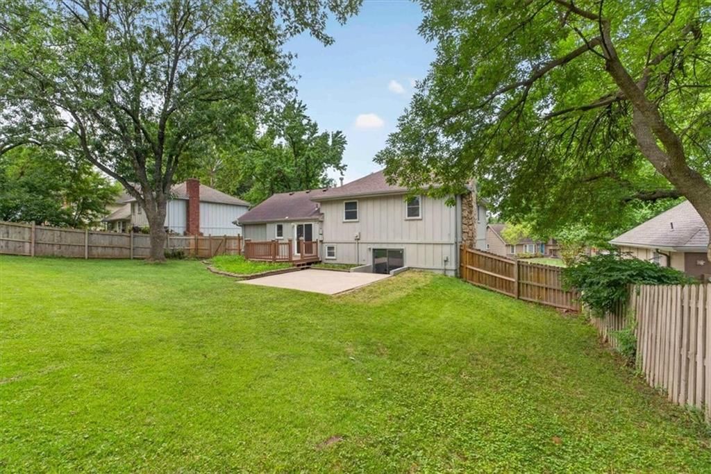 8107 Noland Road — photo 37