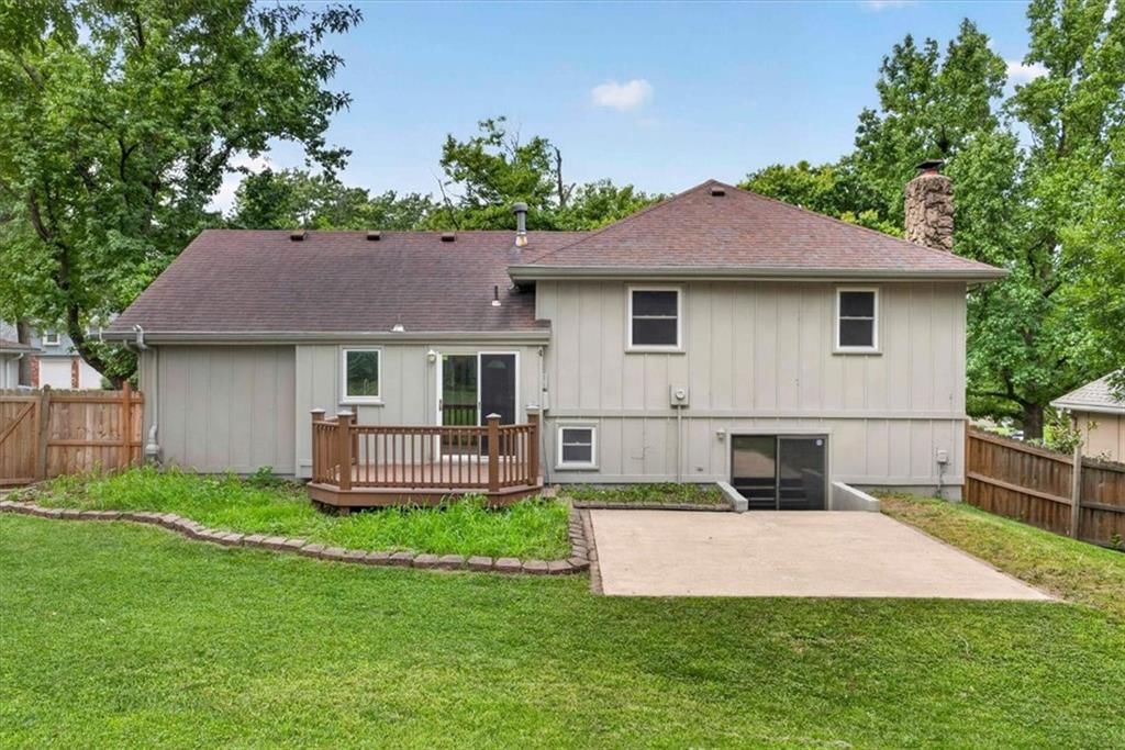 8107 Noland Road — photo 40