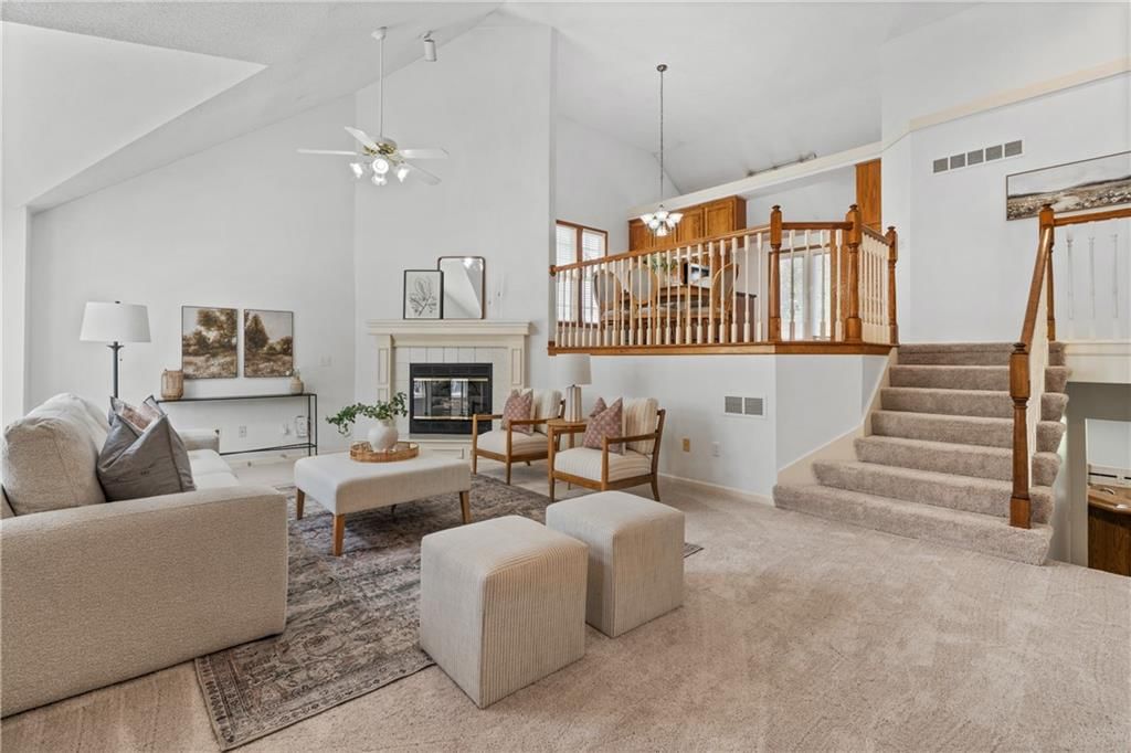 3856 SW Windsong Drive — photo 4