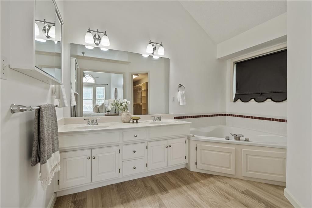 3856 SW Windsong Drive — photo 28