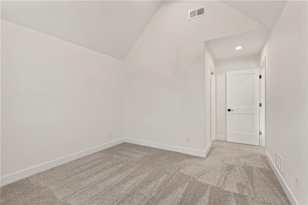 2008 NE Bluestone Drive — photo 24