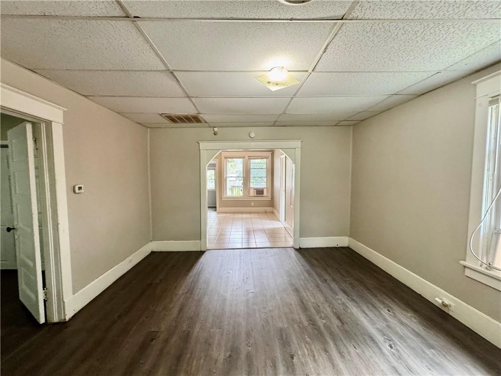 Photo 13 of 23 - 709 Rhodes Street, Grandview, MO 64030