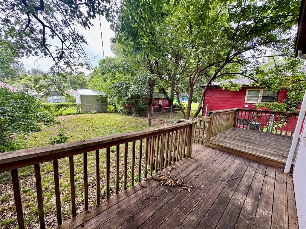 Photo 20 of 23 - 709 Rhodes Street, Grandview, MO 64030