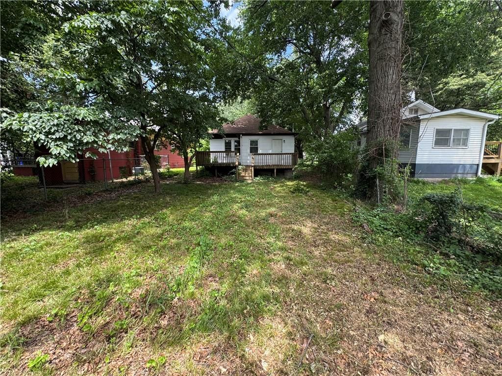 Photo 22 of 23 - 709 Rhodes Street, Grandview, MO 64030