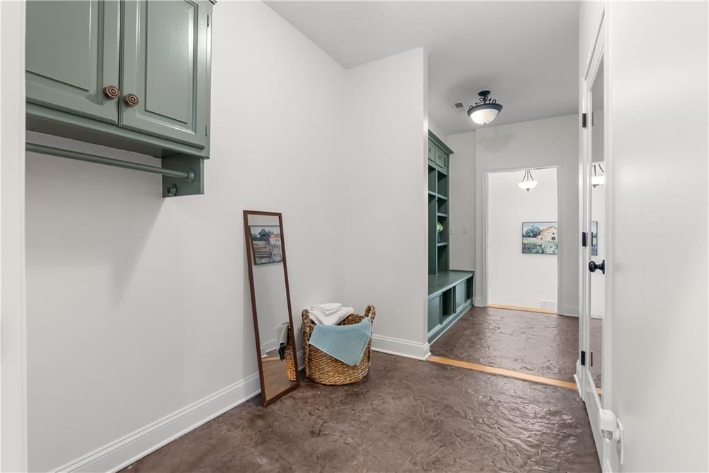 1041 SW Ellis Drive — photo 29