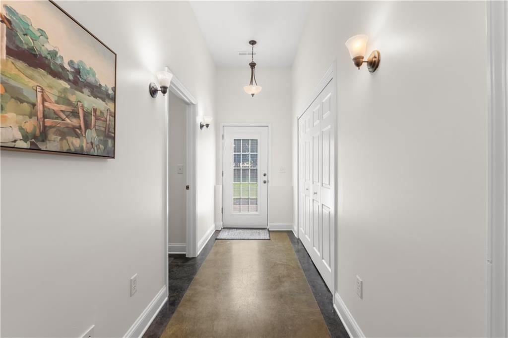 1041 SW Ellis Drive — photo 33