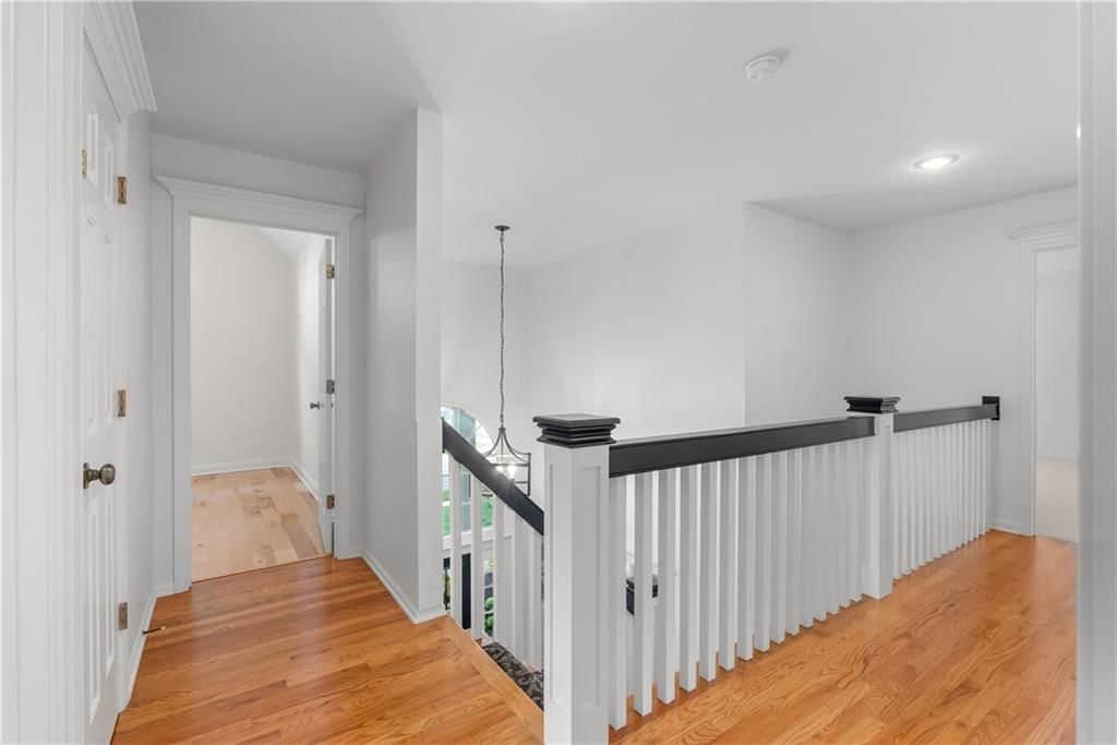 1041 SW Ellis Drive — photo 40