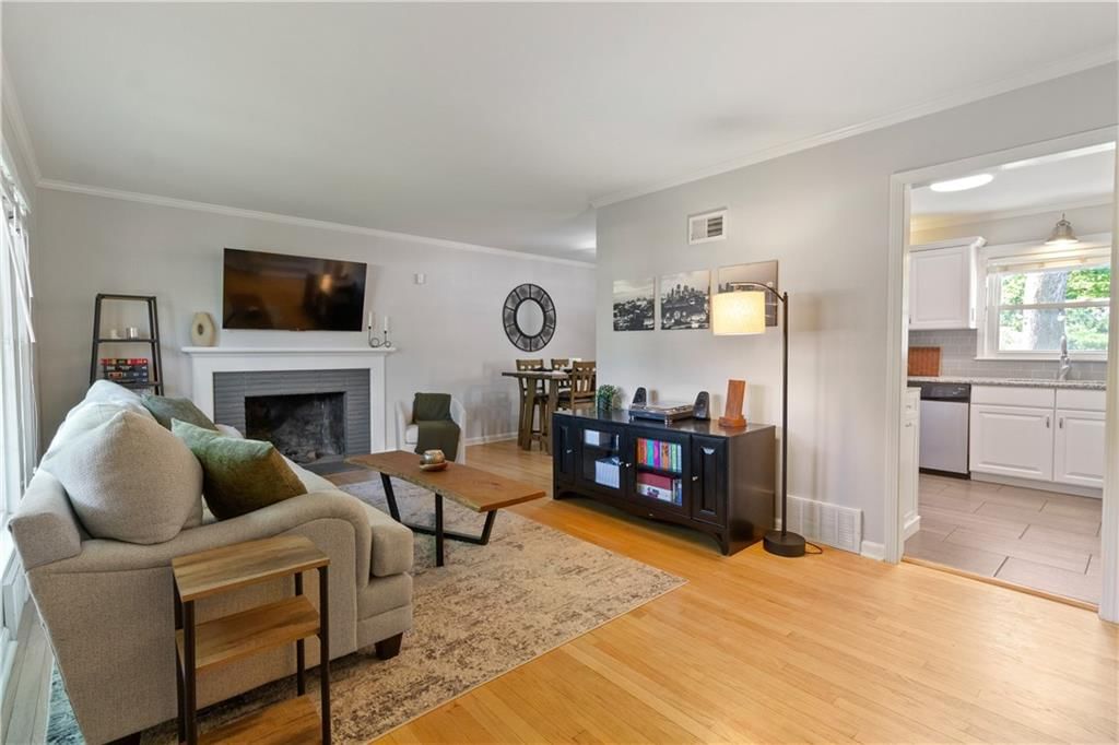 3813 W 79th Street — photo 7