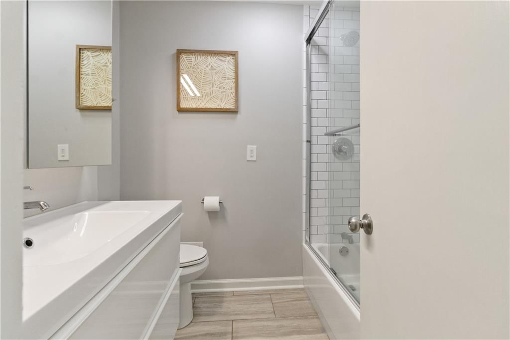 3813 W 79th Street — photo 24