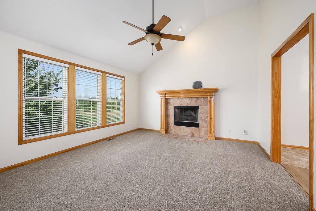11212 Rowland Avenue — photo 4