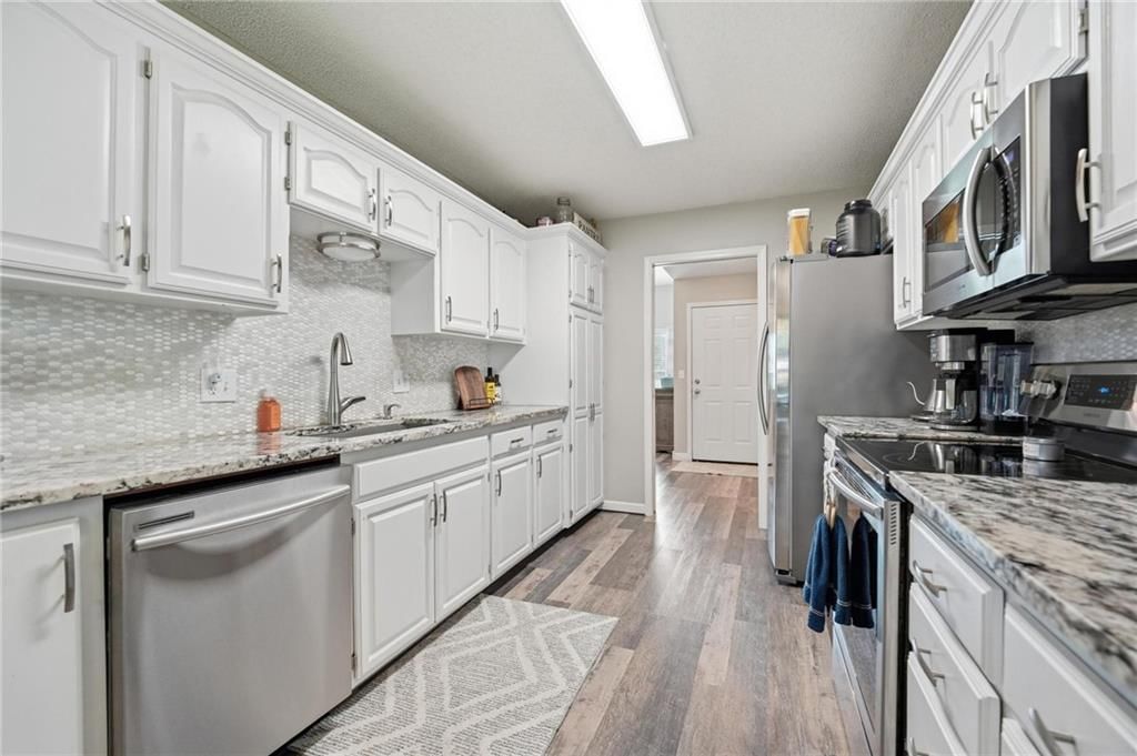 820 SW BENJAMIN Circle — photo 11